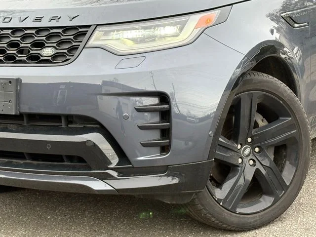 2024 Land Rover Discovery P360 Dynamic SE's photo
