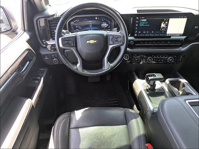 Used 2022 Black Chevrolet LTZ image 15