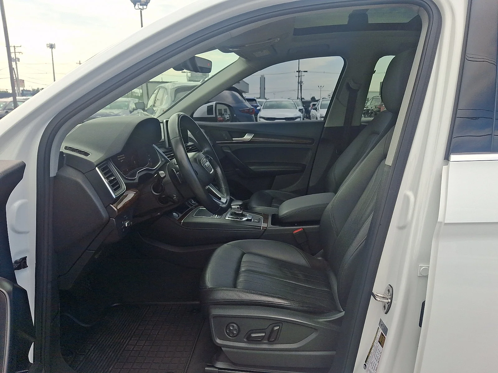 Used 2020 White Audi 45 Premium Plus image 13