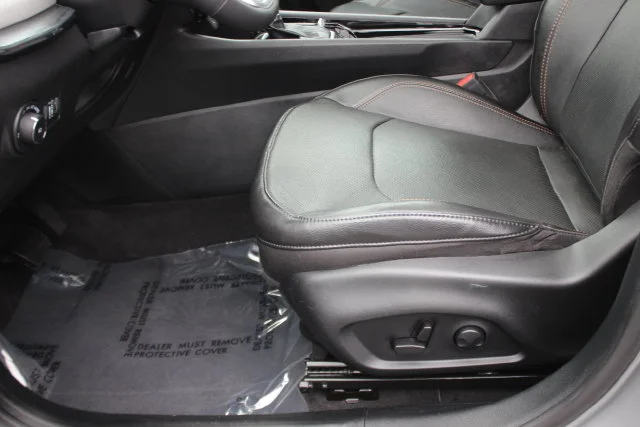 Used 2023 Silver Jeep Limited image 26