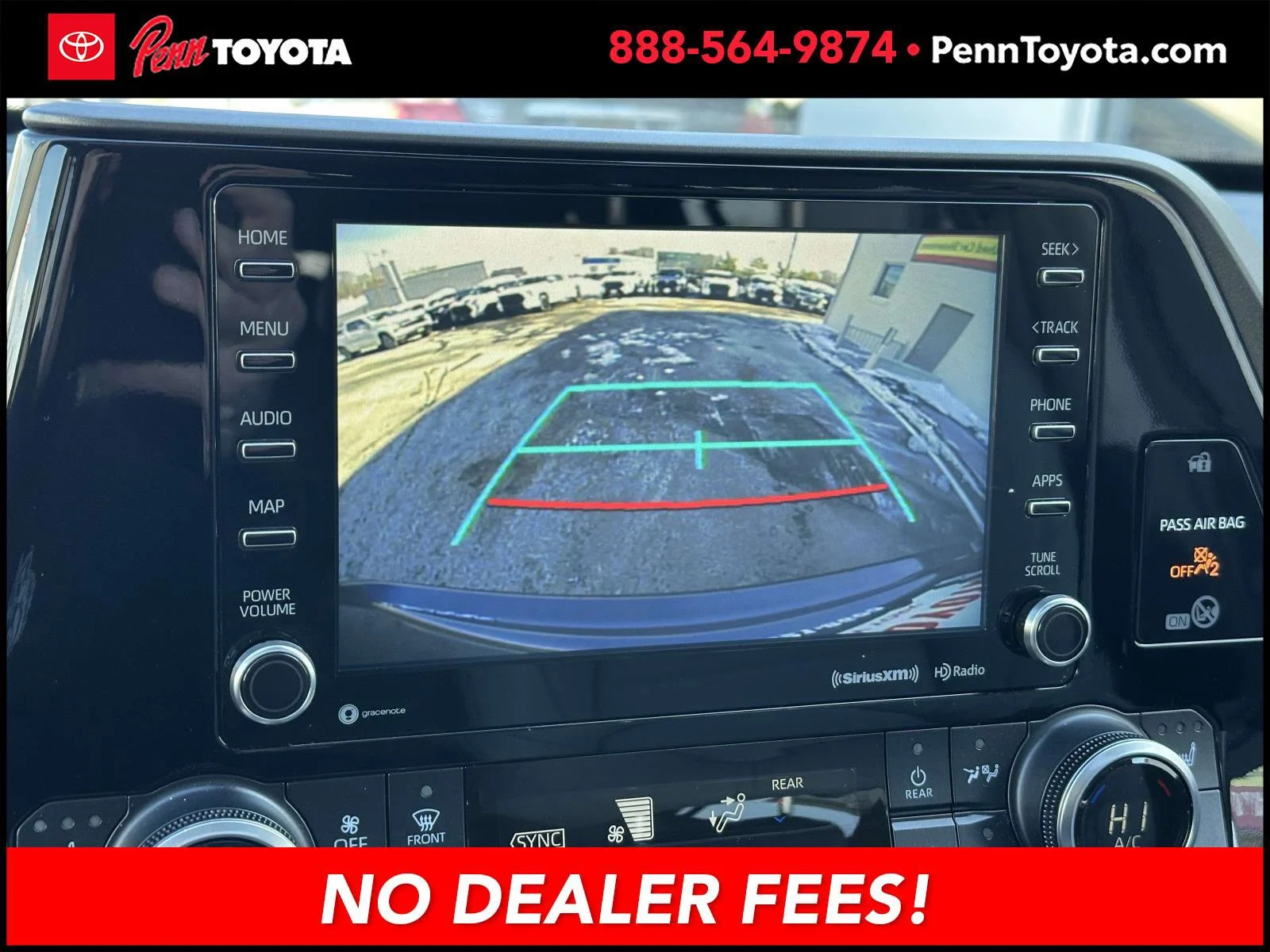 2022 Toyota Highlander XLE - Photo 26