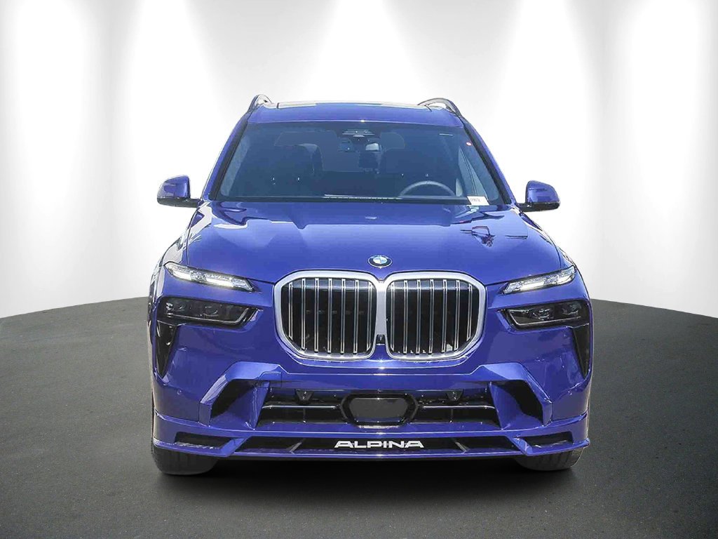 2026 BMW X7 ALPINA XB7 - Photo 2