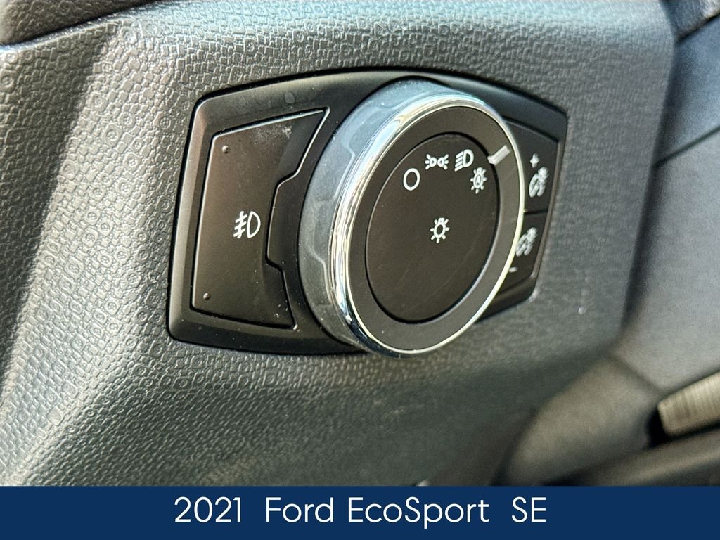 Used 2021 Blue Ford SE image 23
