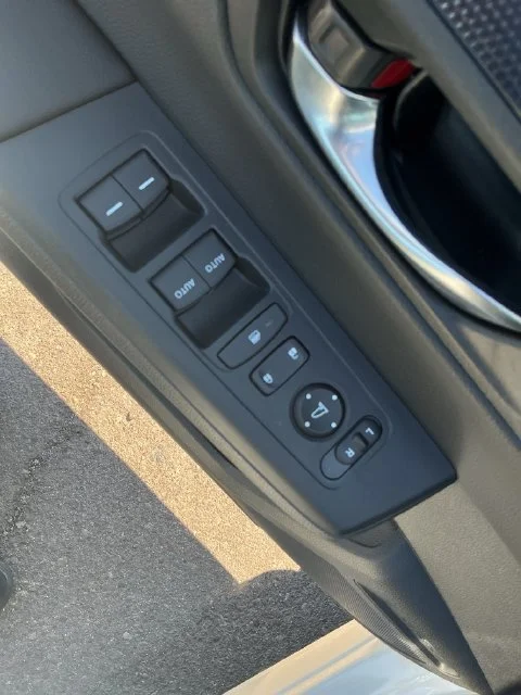 2026 Honda CR-V EX - Photo 11