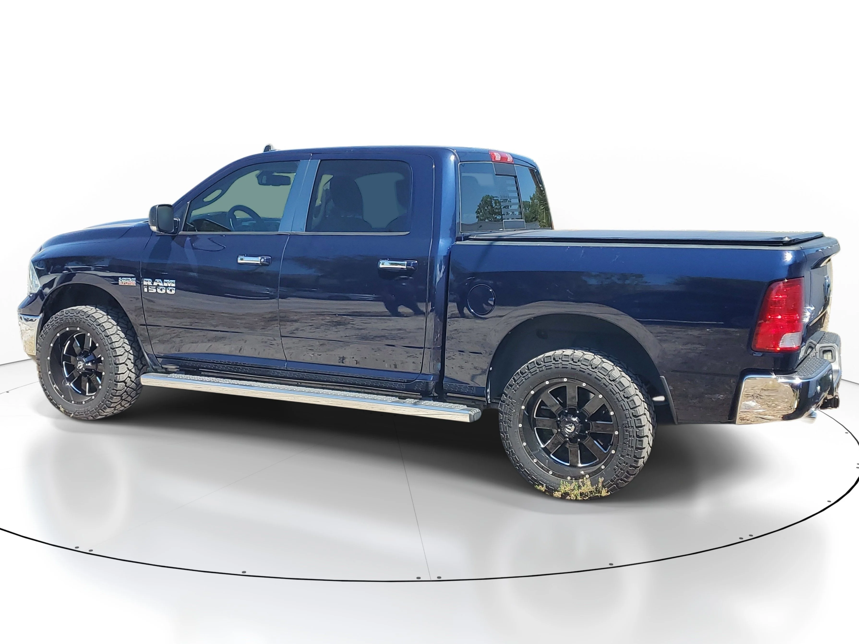 Used 2016 True Blue Pearlcoat Ram Big Horn image 7