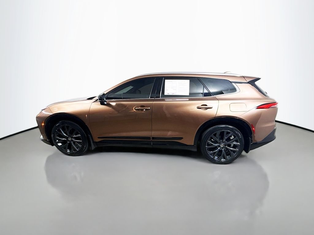 Used 2025 Bronze Age Toyota Limited image 4