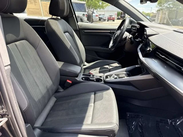 Used 2023  Audi 40 Premium image 16