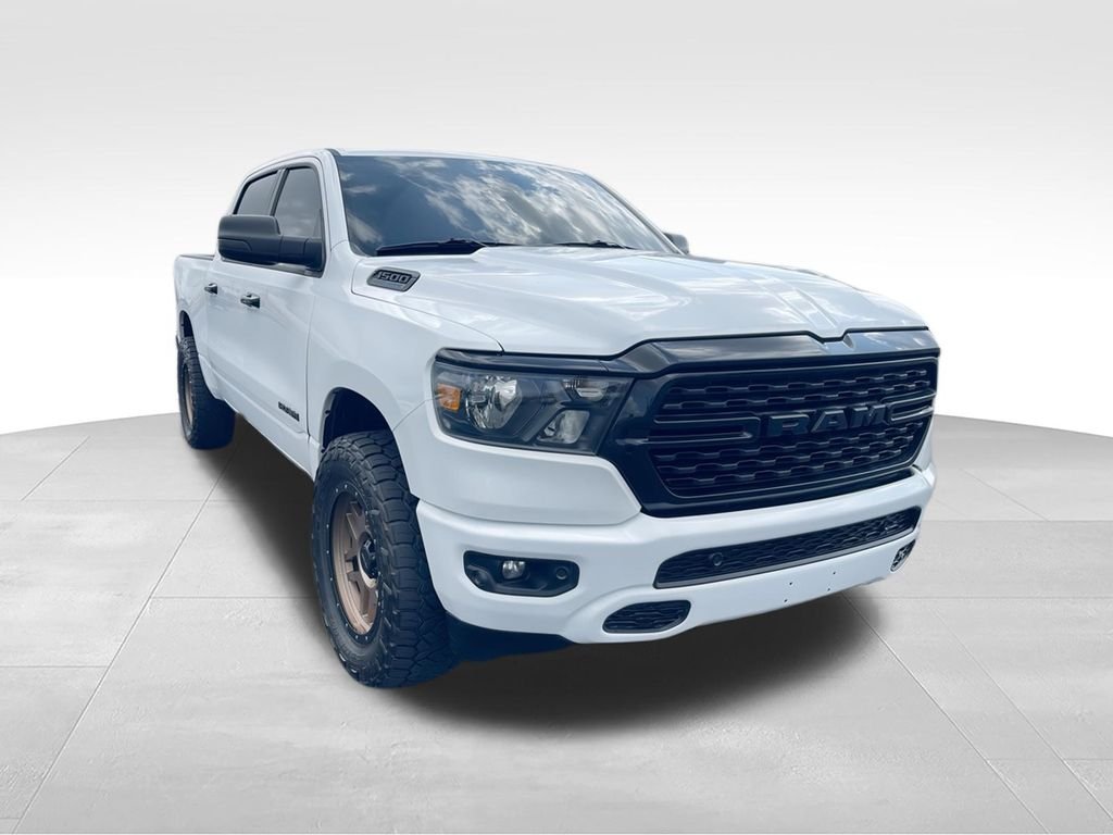 Used 2024 White Ram Big Horn/Lone Star image 2