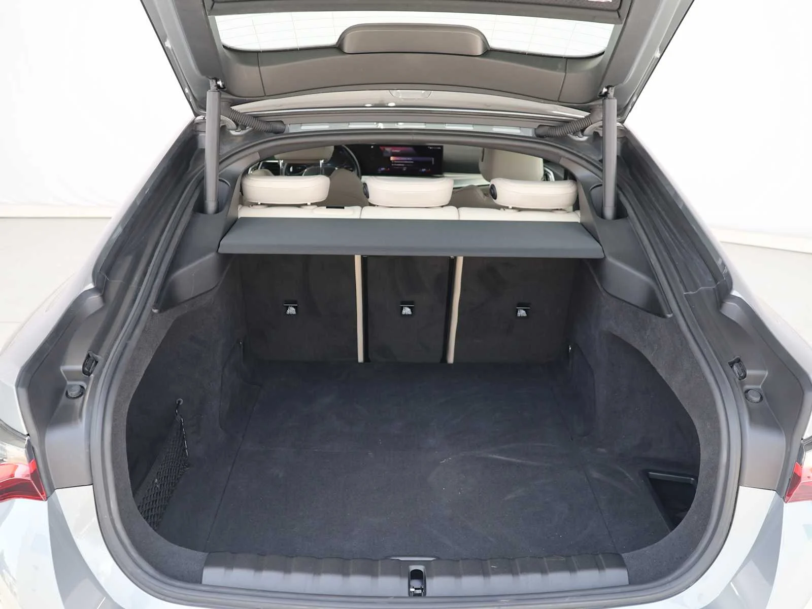 Used 2023 Skyscraper Grey Metallic BMW eDrive40 image 28