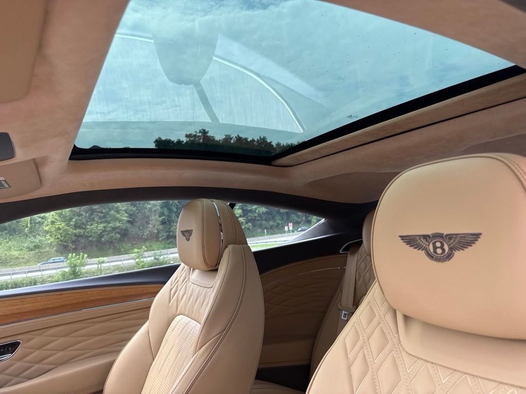 Used 2024 Midnight Emerald Metallic Bentley Azure image 14