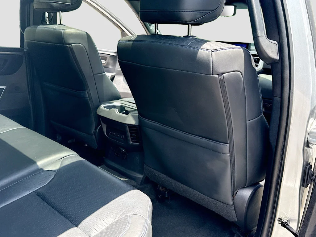 Used 2023 Silver Toyota Platinum image 28