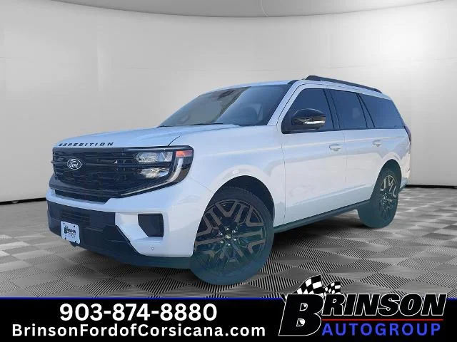 New 2027 Star White Metallic Tri-Coat Ford Platinum image 22