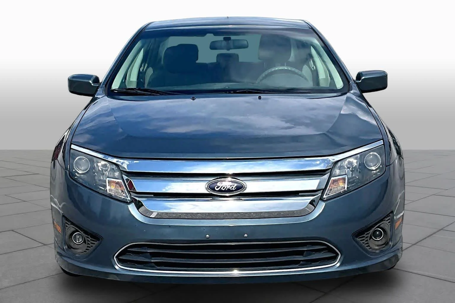 Pre-Owned 2012 Ford Fusion SE