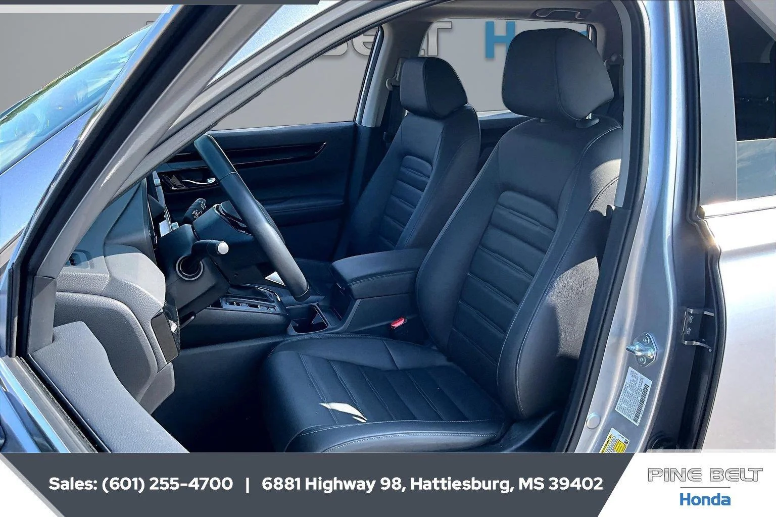 Used 2026 Solar Silver Metallic Honda EX-L image 18