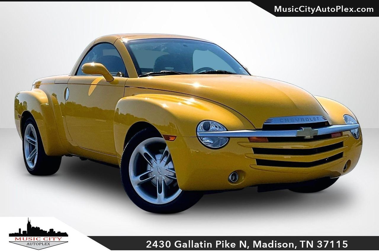 2005 Chevrolet SSR -'s photo