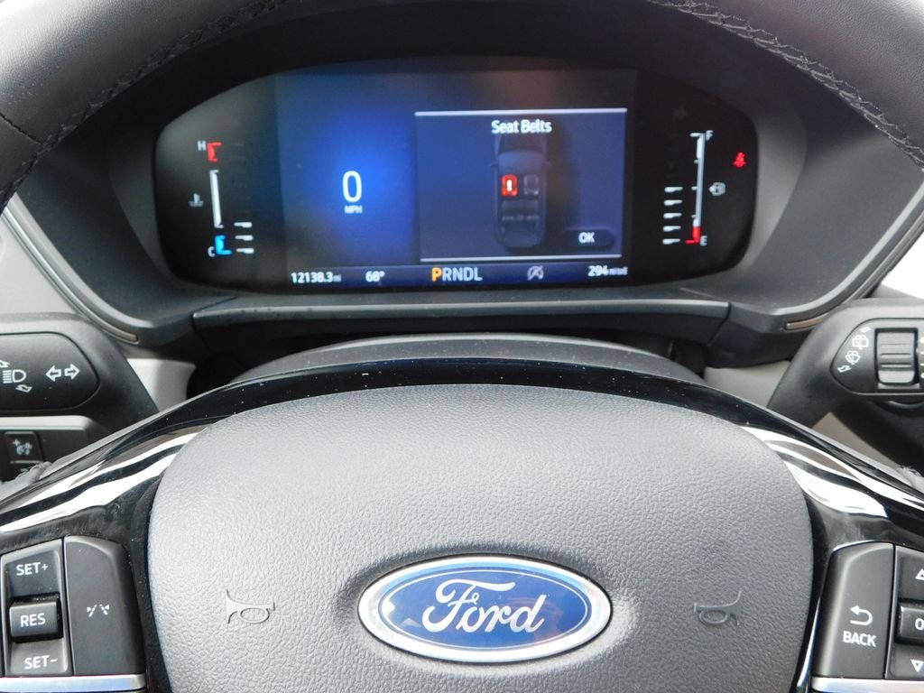 Used 2023 Gray Ford Active image 31
