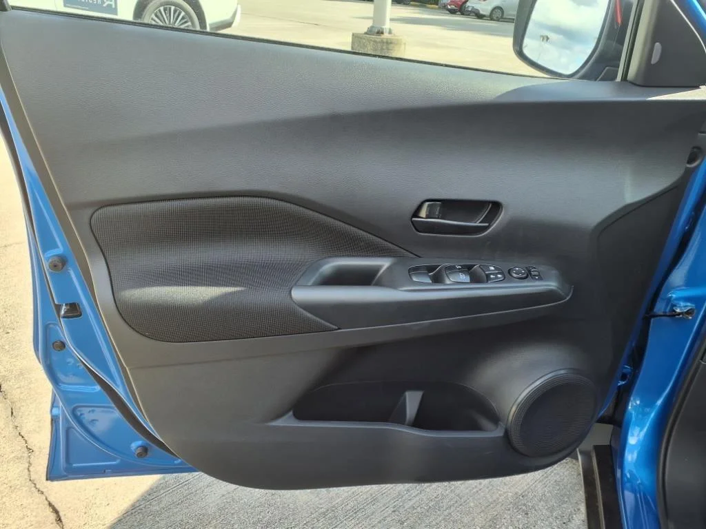 2025 Nissan KICKS PLAY Base - Photo 13