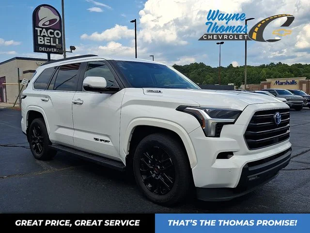 Used 2024 White Toyota SR5 image 1