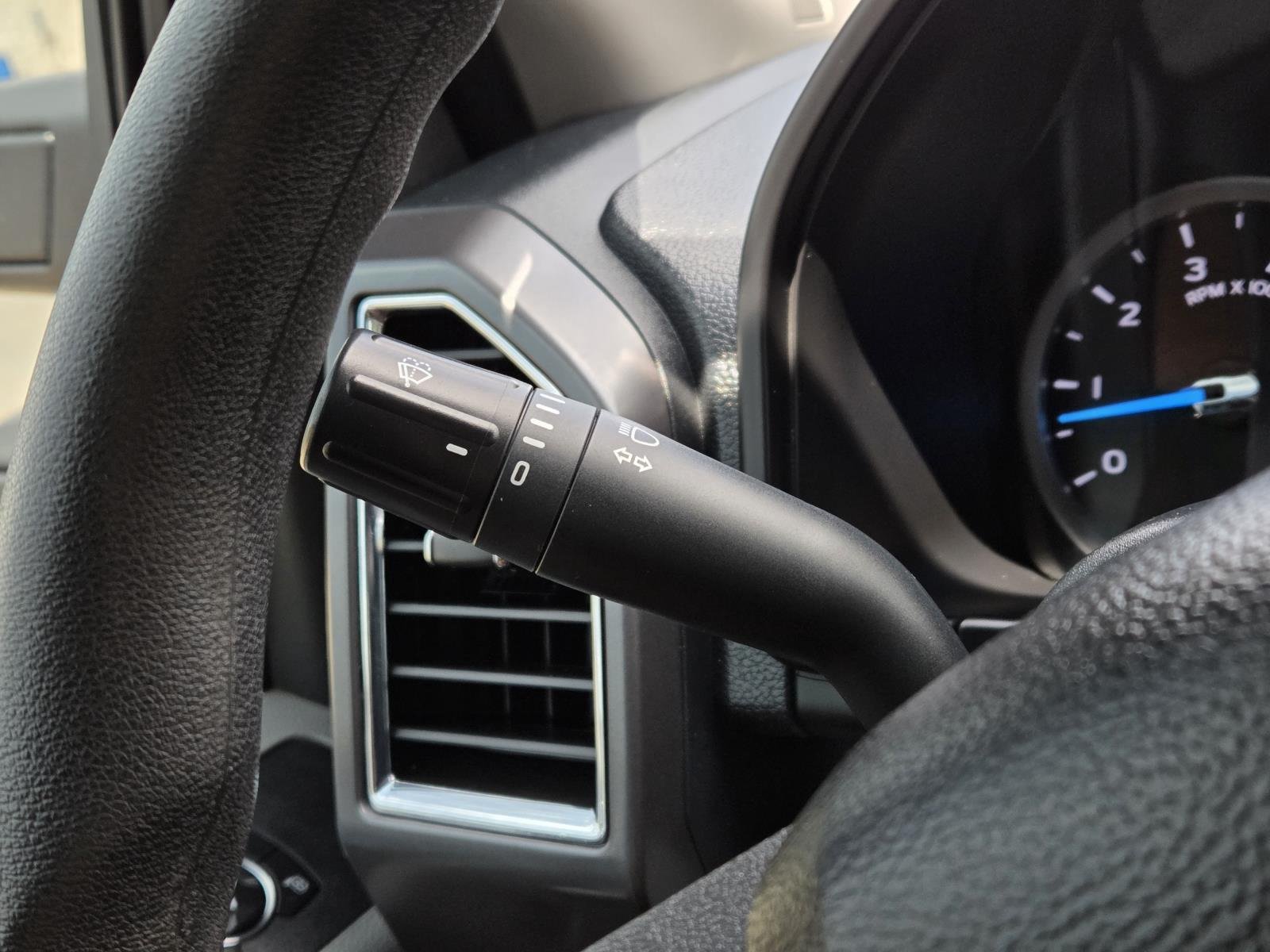 Used 2017 Blue Jeans Ford XLT image 21