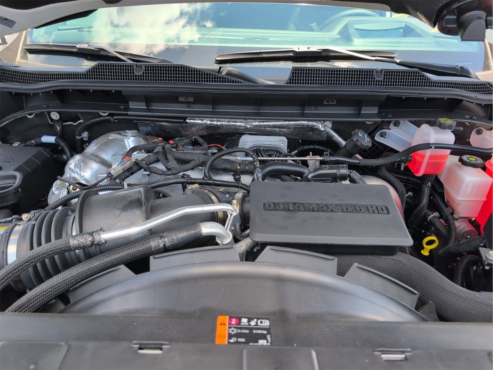 New 2026 Polar White Tricoat Chevrolet High Country image 14