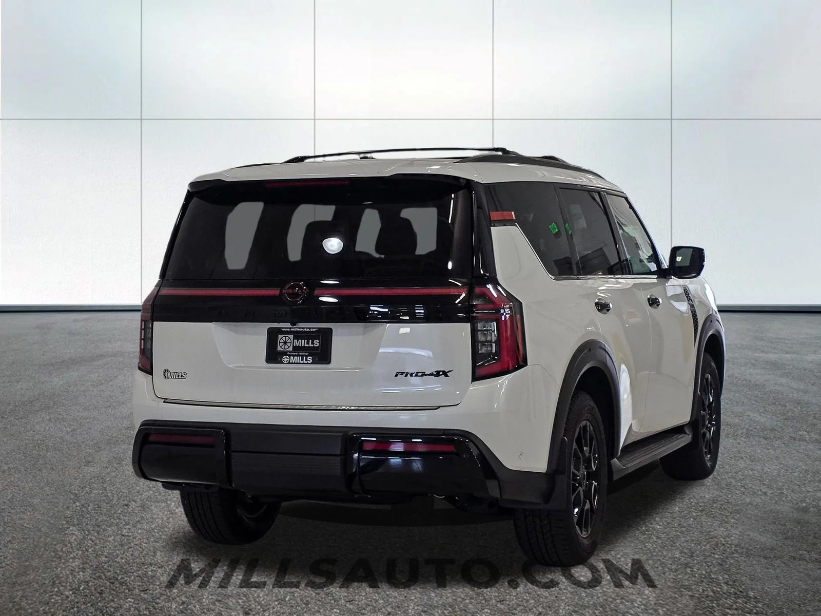 2026 Nissan Armada PRO-4X - Photo 6