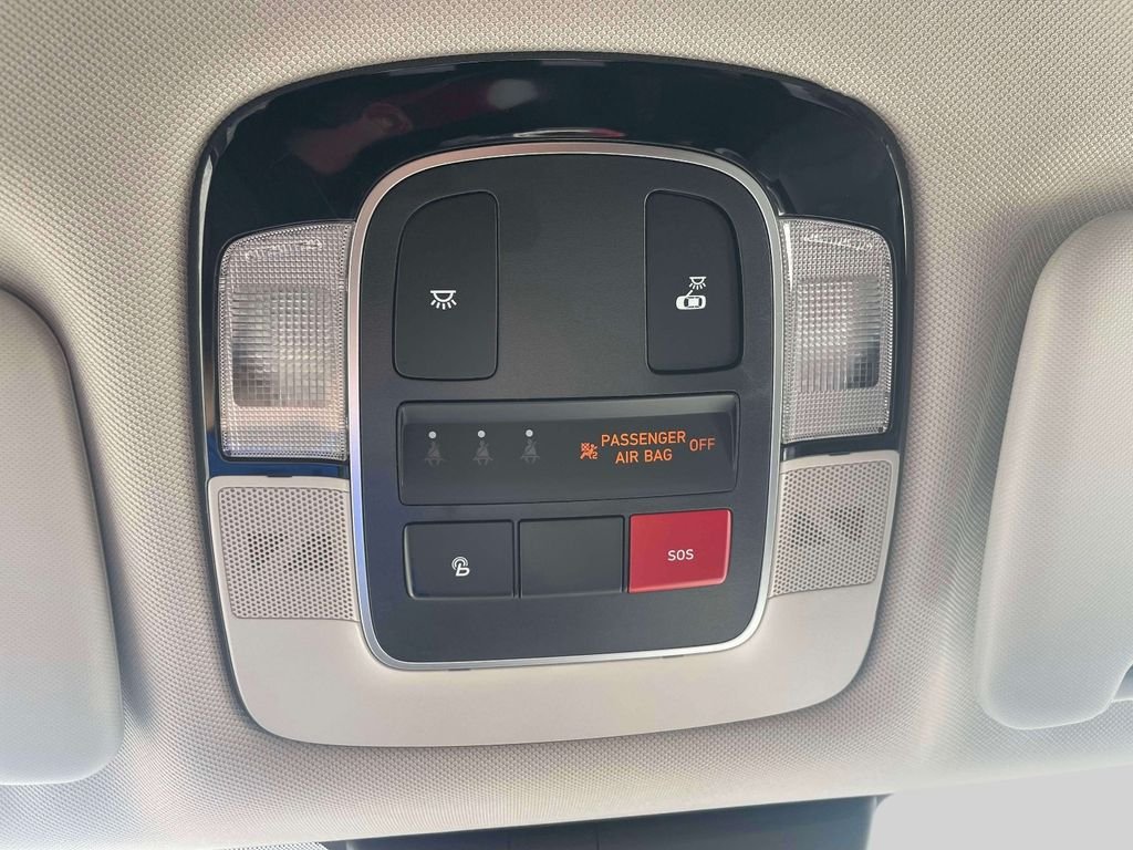 Certified Used 2024 Blue Hyundai SEL image 31