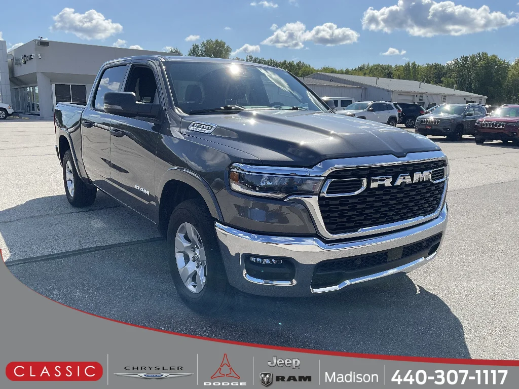 2025 RAM 1500 Big Horn/Lone Star 4x4 Crew Cab 5'7's photo