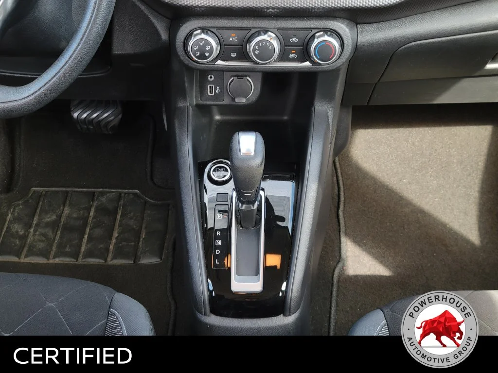 Used 2020 White Nissan S image 23