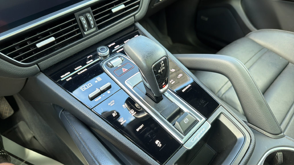 Used 2023 White Porsche Base image 21