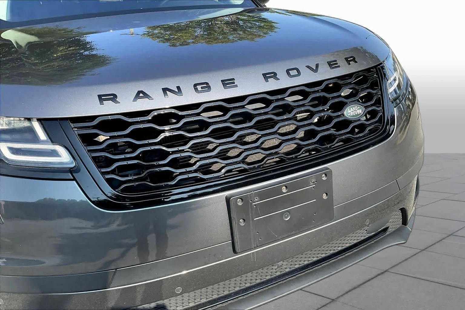 Used 2019 Corris Grey Metallic Land Rover S image 30