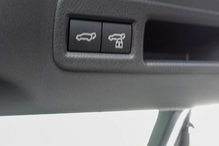 New 2026 Wind Chill Pearl <sup>1</sup> Toyota  XLE image 31