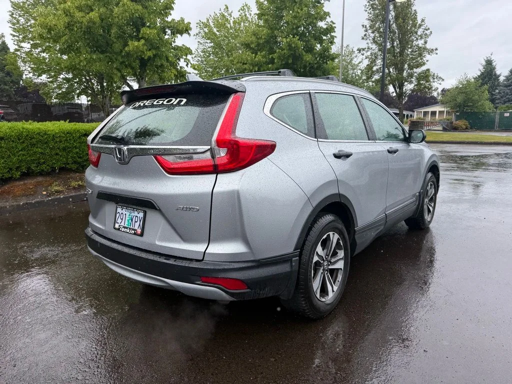 Used 2018 Lunar Silver Metallic Honda LX image 7