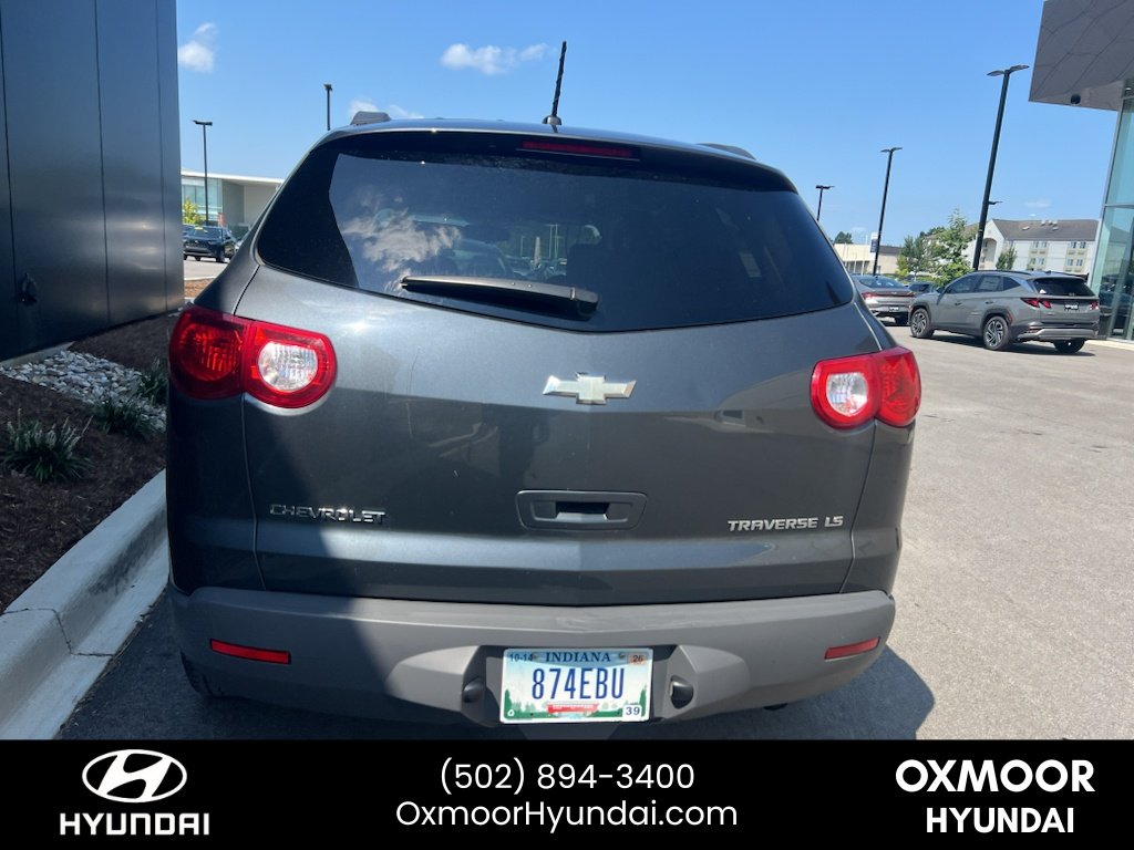 Used 2009 Cyber Gray Metallic Chevrolet LS image 13