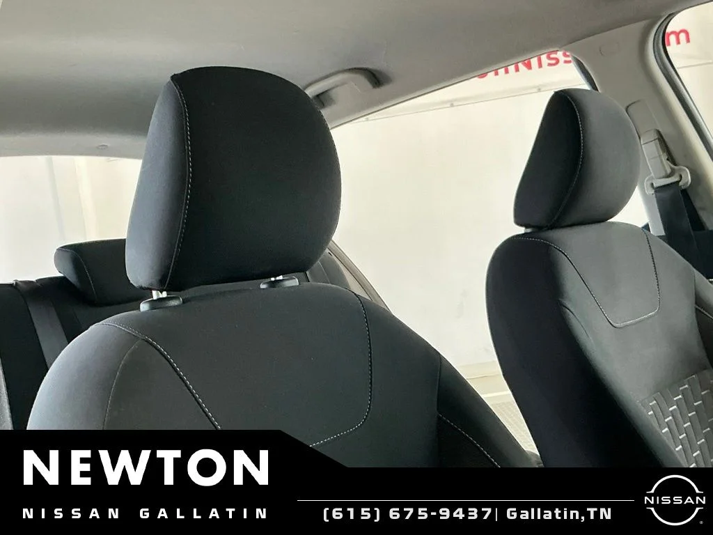 Used 2023 Electric Blue Metallic/Super Black Nissan SV image 13