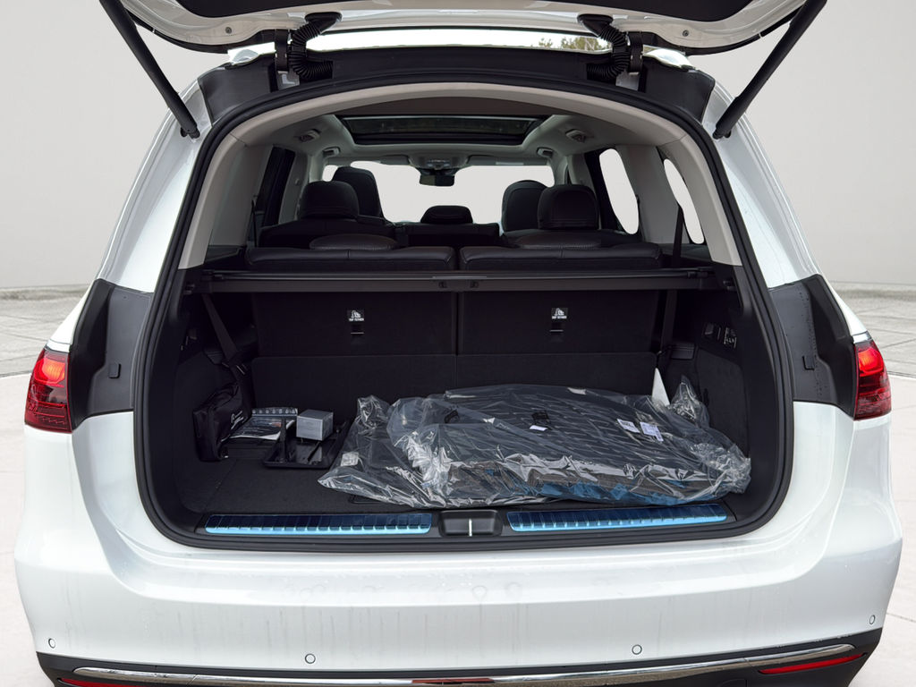 Used 2026 White Mercedes-Benz GLS 450 image 21