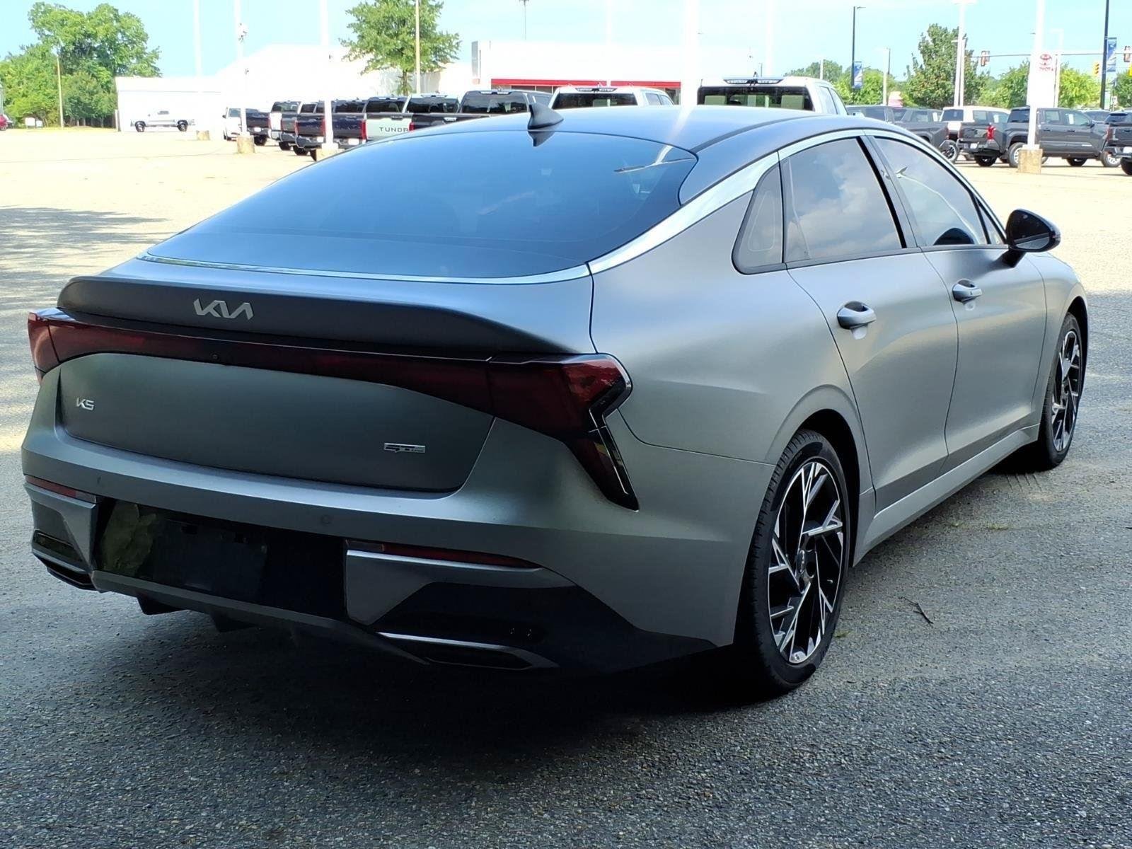 Used 2025 Steel Matte Gray Kia GT-Line image 11