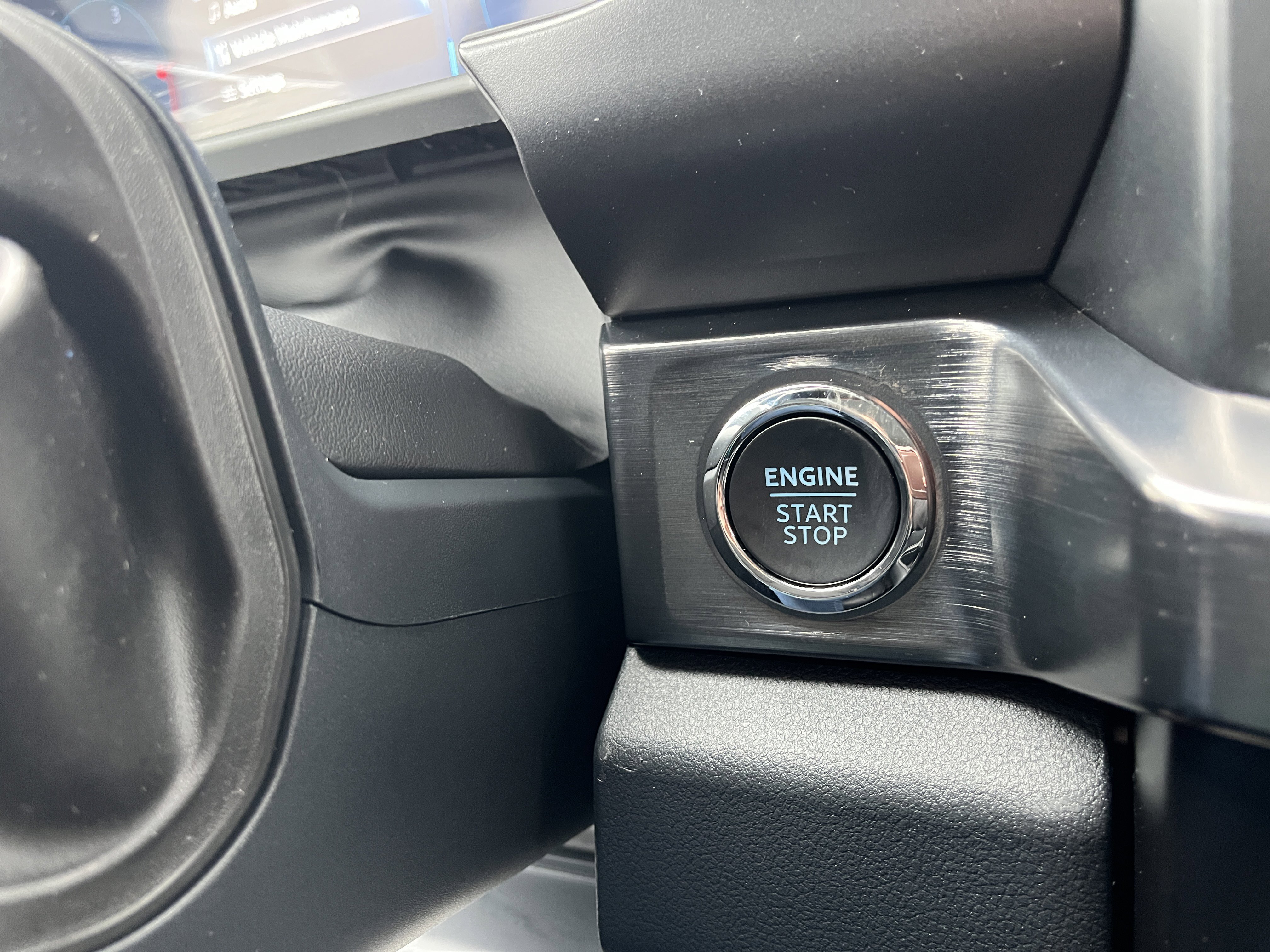 New 2026 Glacier Gray Metallic Tri-Coat Ford F-250® Lariat® image 22