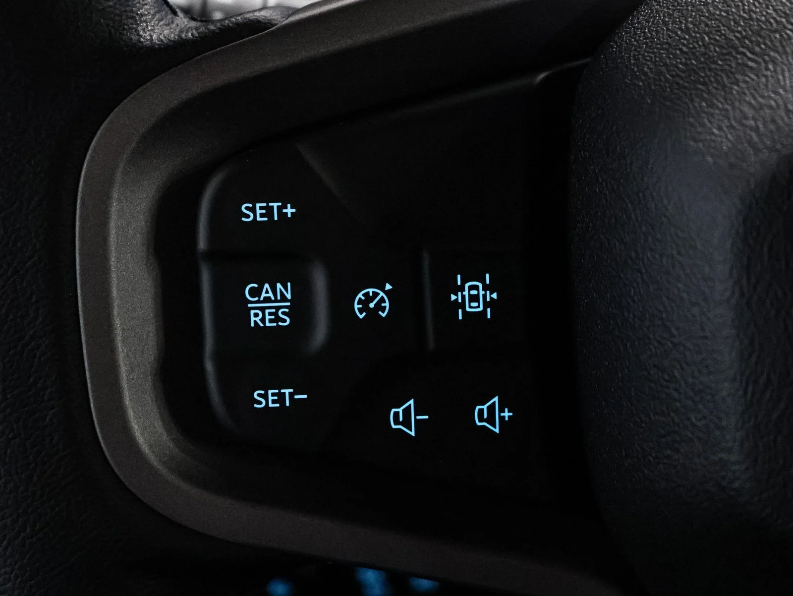 Used 2026 Carbonized Gray Metallic Ford Badlands® image 41