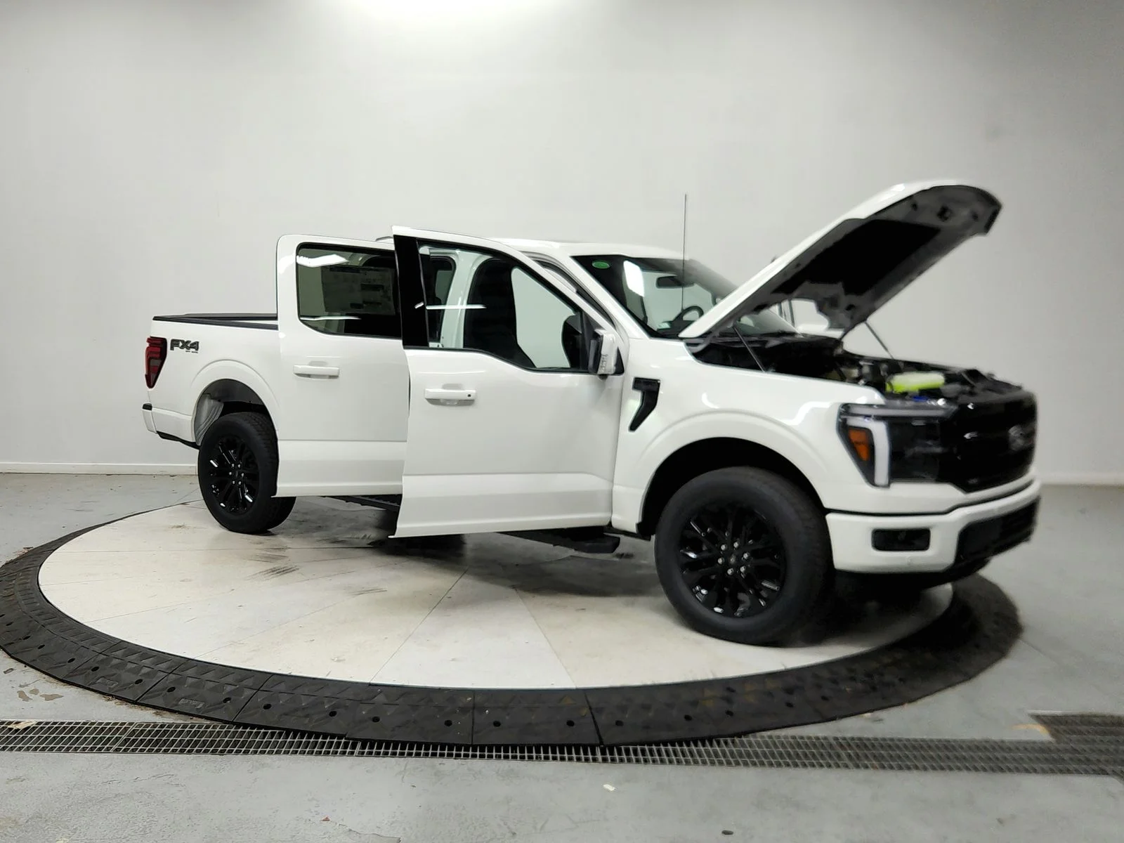 New 2026 White Ford Lariat image 10