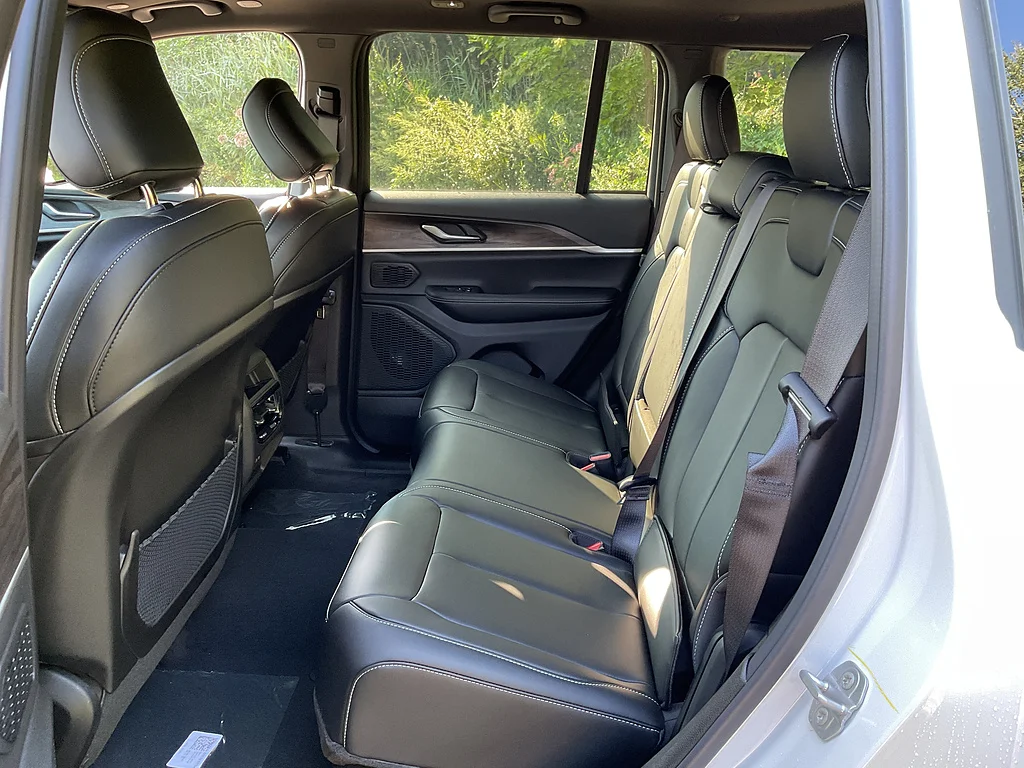 New 2027 Bright White Clearcoat Jeep Limited image 9