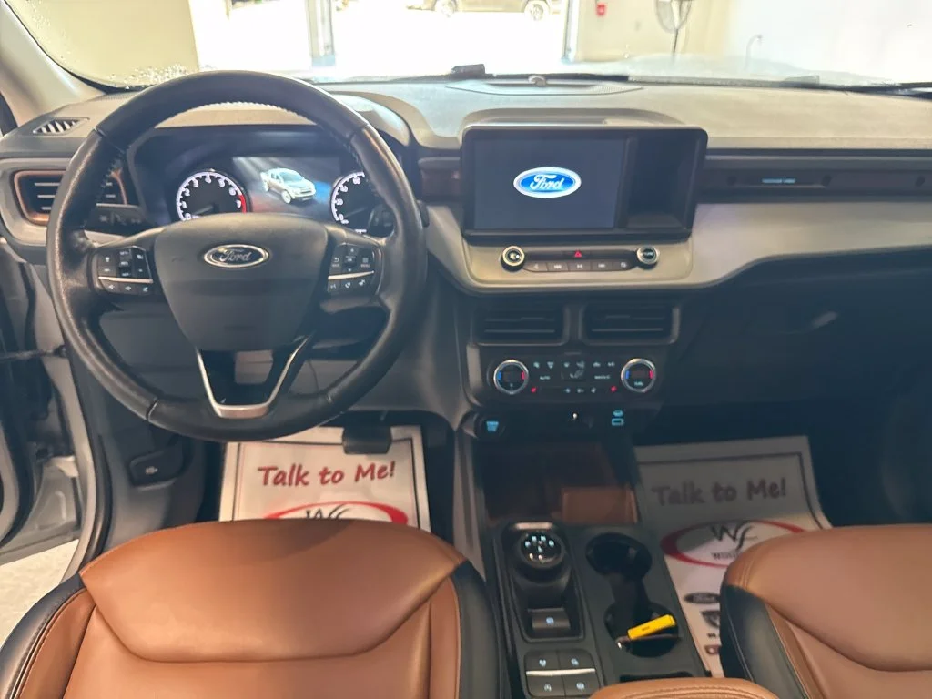 Used 2022 Silver Ford Lariat image 14