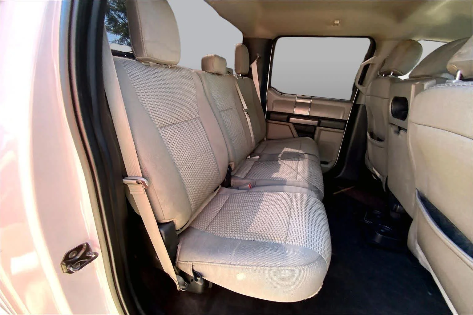 Used 2020 Oxford White Ford XLT image 18