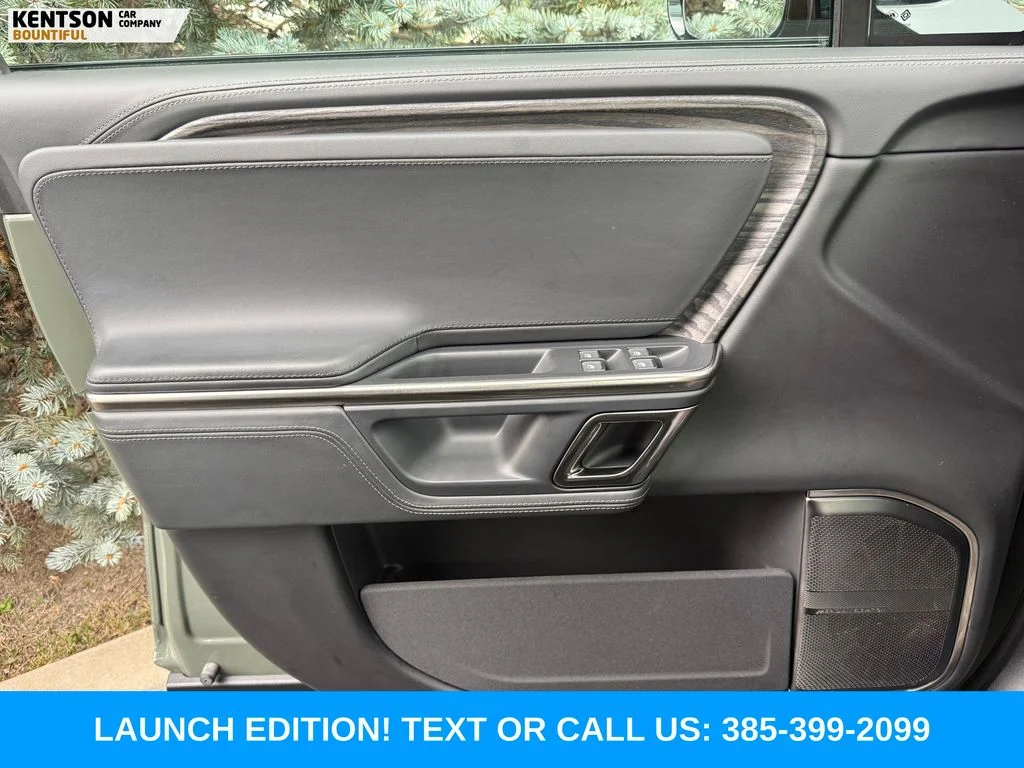 Used 2022 Green Rivian Launch Edition image 16