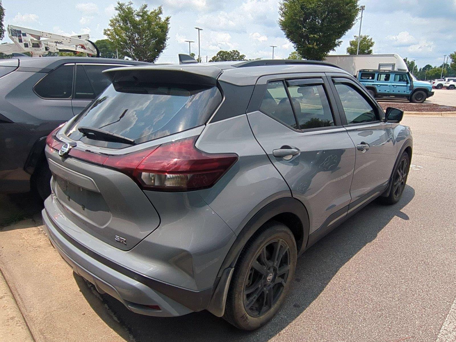 Used 2021 Boulder Gray Pearl Nissan SR image 4