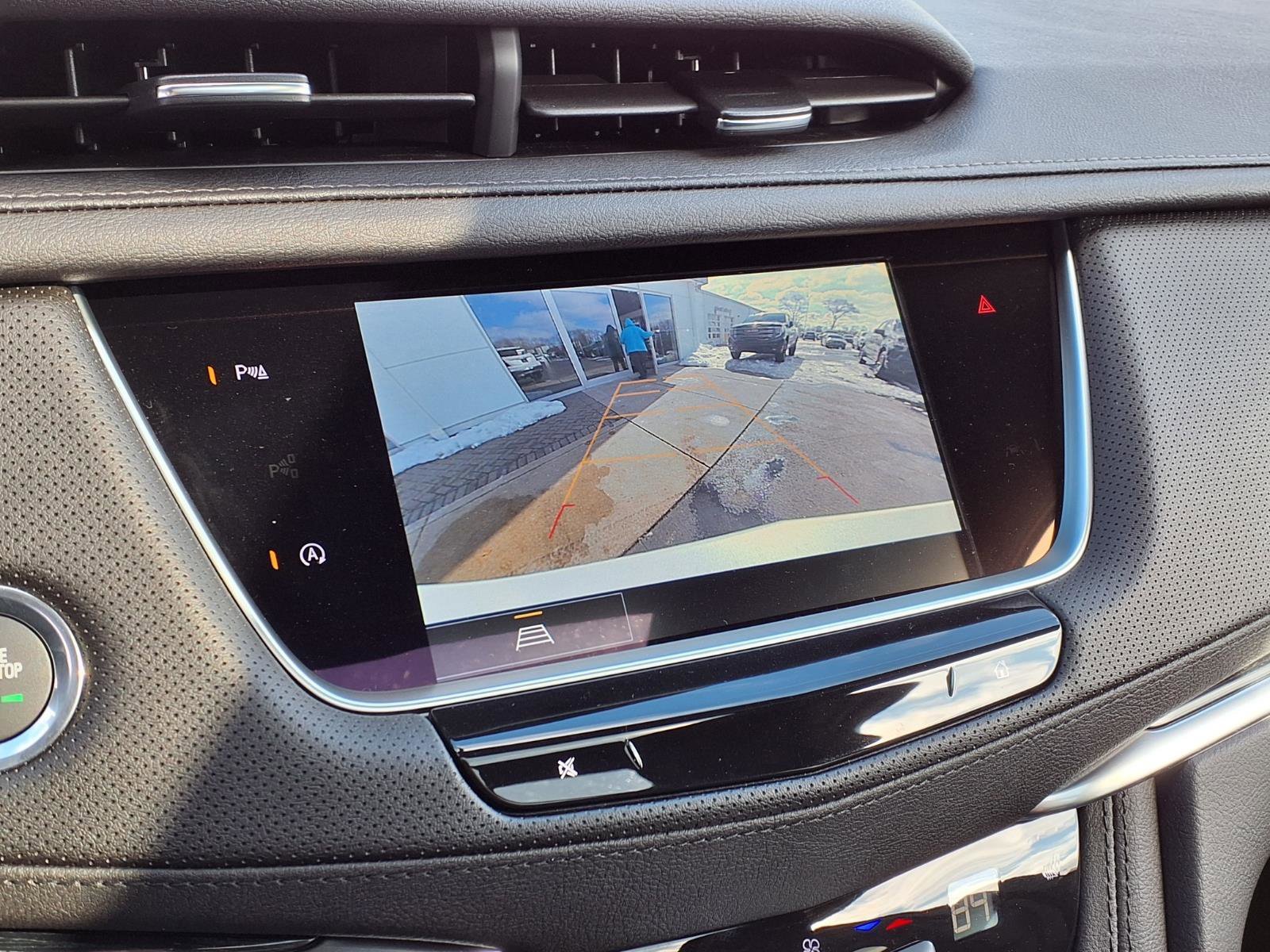 2025 Cadillac XT5 Premium Luxury - Photo 17
