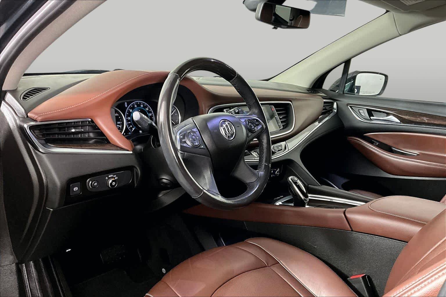 Used 2018 Includes Pitch Dark Night lower exterior accent color. Buick Avenir image 16