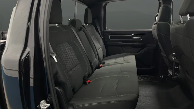 New 2026 Diamond Black Crystal Pearl-Coat Exterior Paint RAM Big Horn/Lone Star image 25