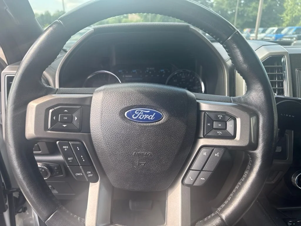 Used 2021 White Ford XLT image 12