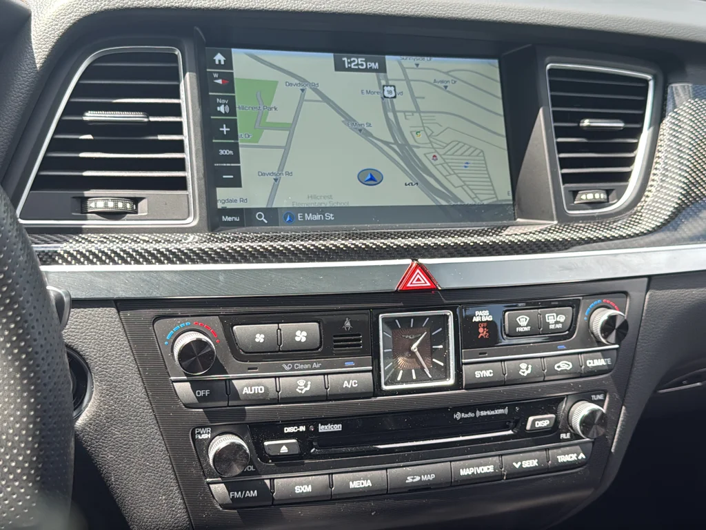 Used 2019 White Genesis 3.3T Sport image 14