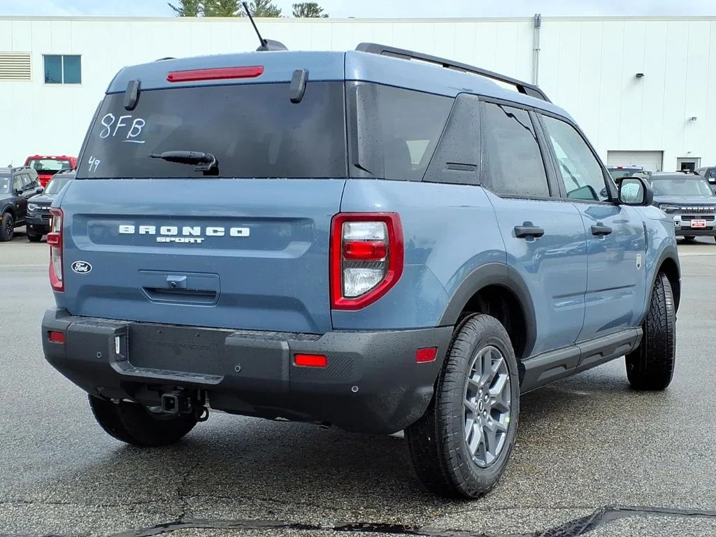 New 2026 Azure Gray Metallic Tri-Coat Ford Big Bend image 4